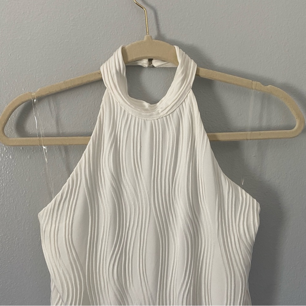 Versona women’s white halter mini dress size 4 grad party bridal honeymoon LWD - Picture 3 of 8